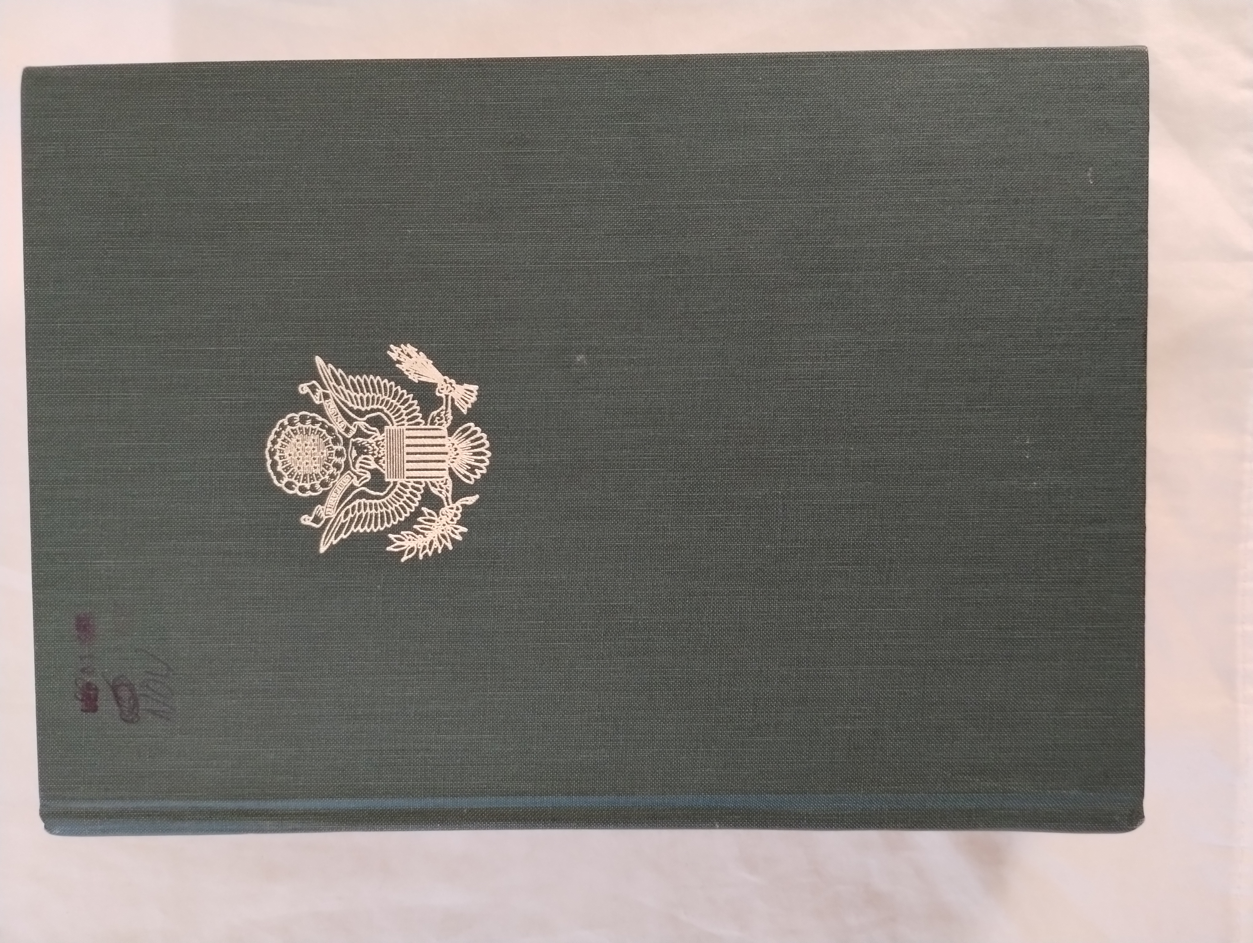 UNITED STATES ARMY IN WORLD WAR II THE MEDITERRANEAN THEATER OF OPERATIONS , SICILY AND THE SURRENDER OF ITALY