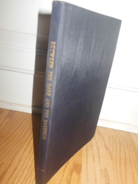 Image for Between the Dark and the Darkness Special Limited Edition 1950)