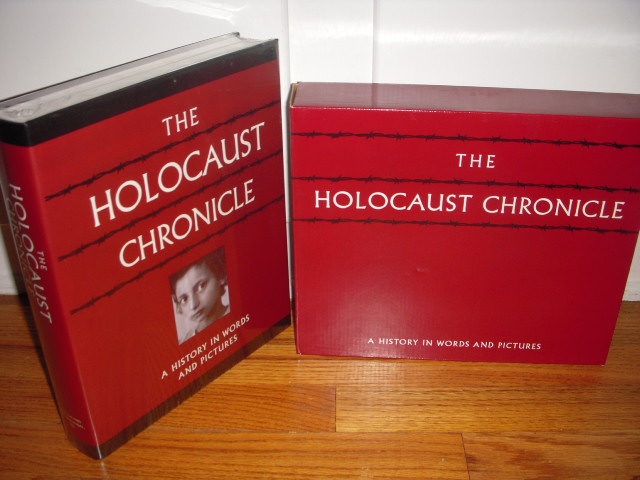 Image for Holocaust Chronicle: A History in Words and Pictures