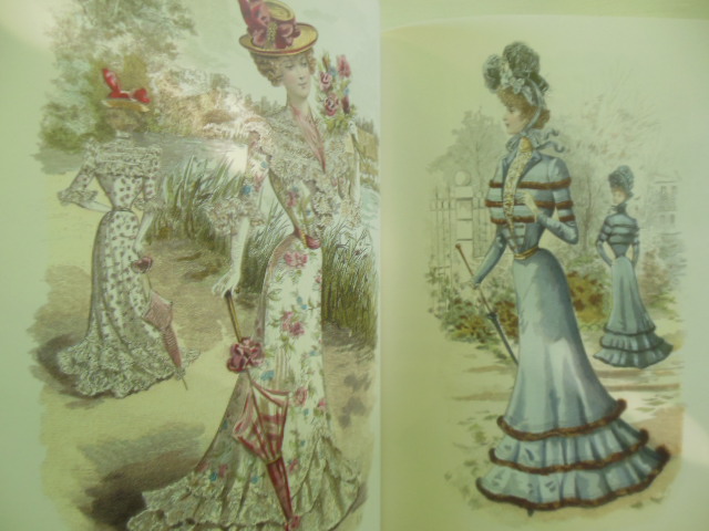 洋書 FASHION PLATES 150 YEARS OF STYLE Fashion Plates: 150 Years of Style: Calahan, April, Cannell