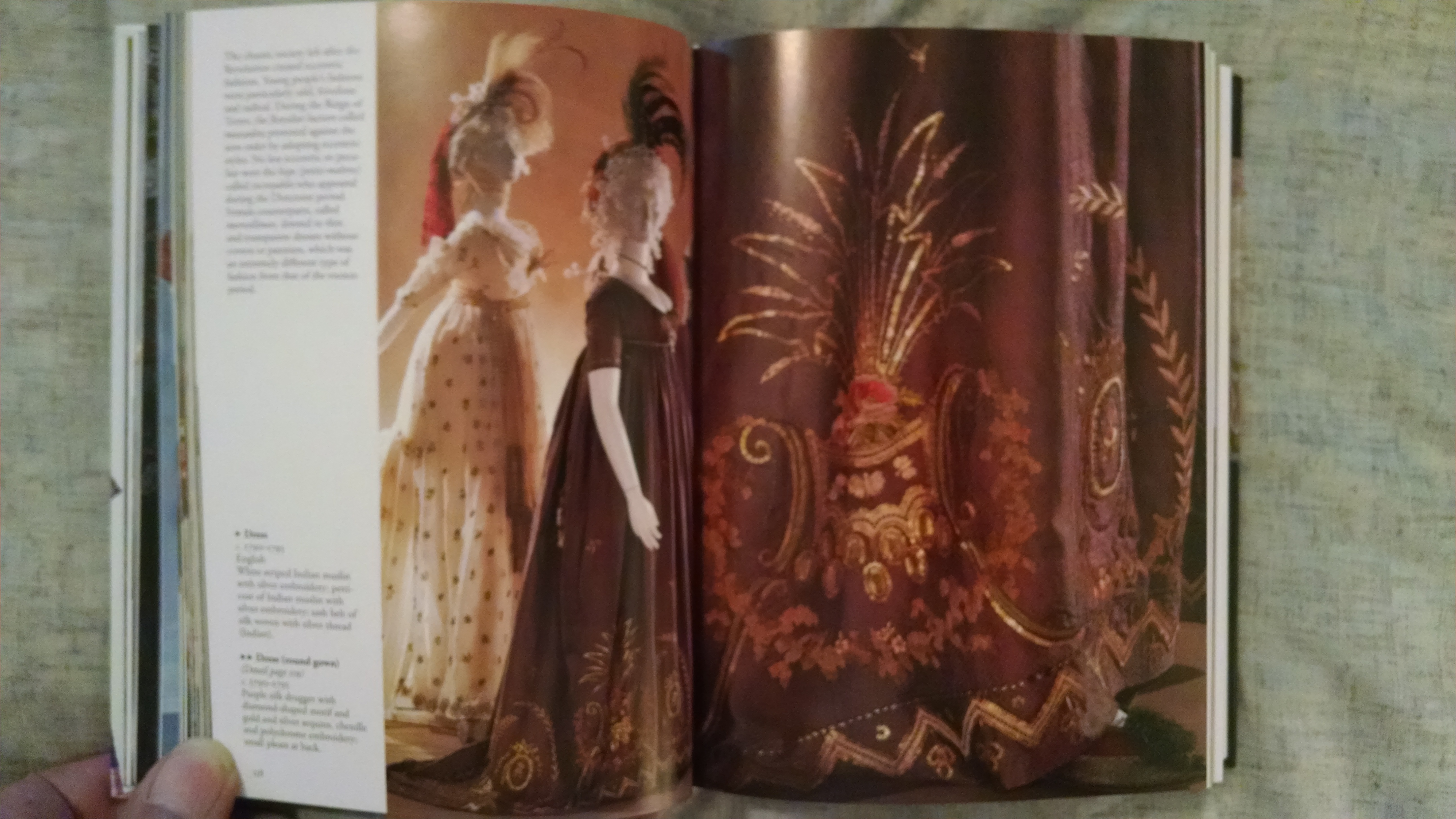 FASHION A HISTORY FROM THE 18 TH TO THE 20 TH CENTURY