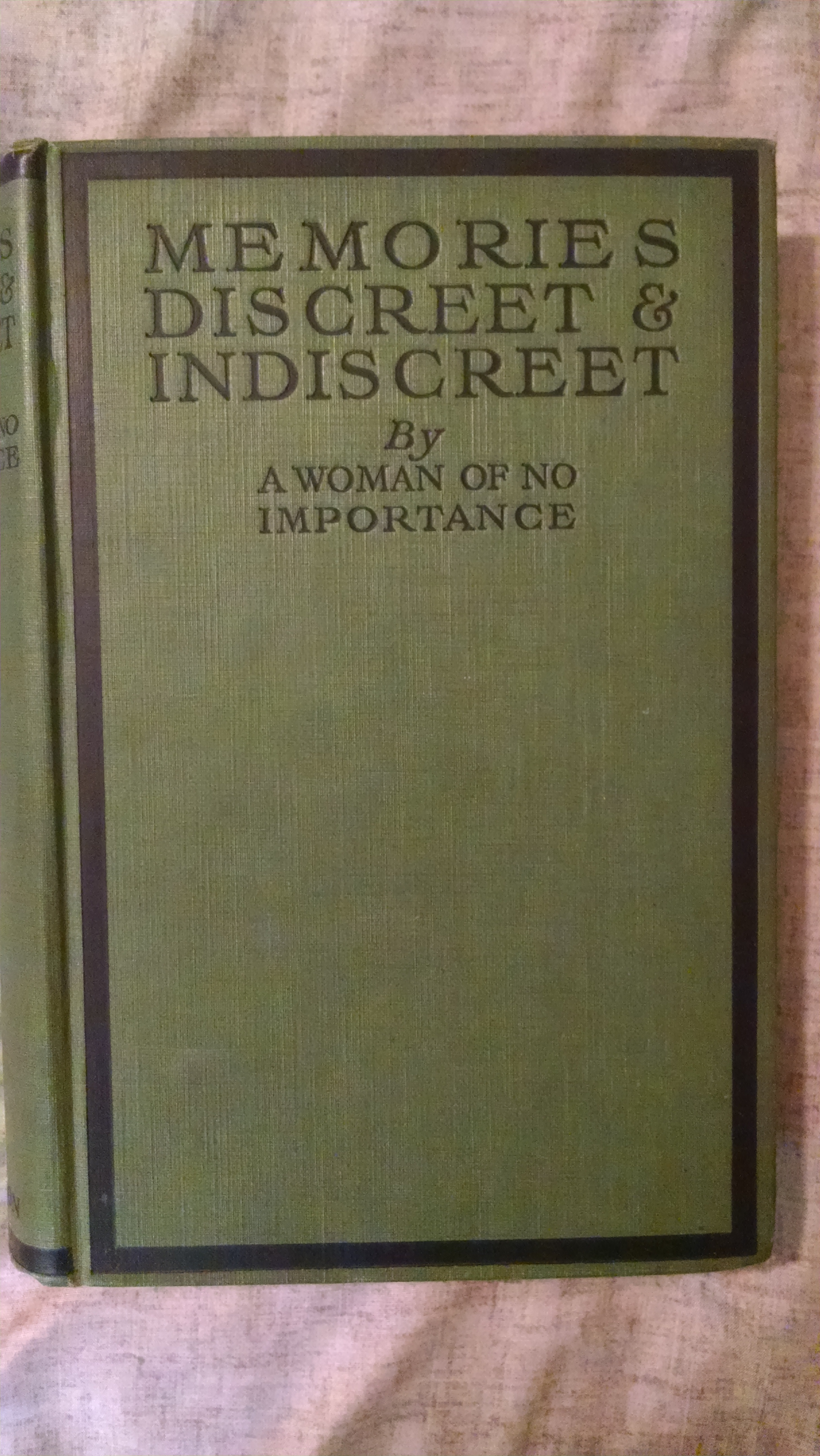Image for MEMORIES DISCREET & INDISCREET